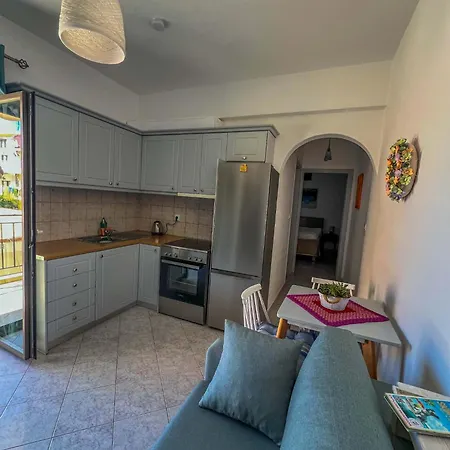 Aloni House * העיירה סקיאתוס